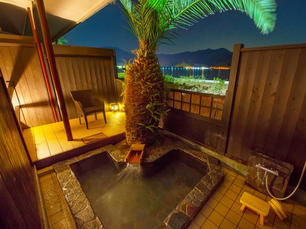 Katsuura Gyoen Hotel Nachikatsuura Buitenkant foto
