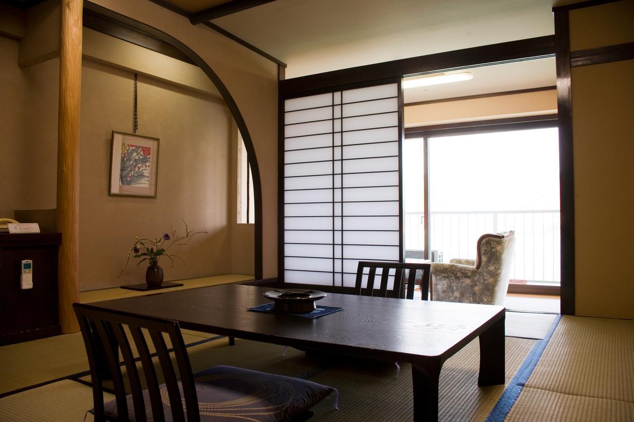 Katsuura Gyoen Hotel Nachikatsuura Buitenkant foto